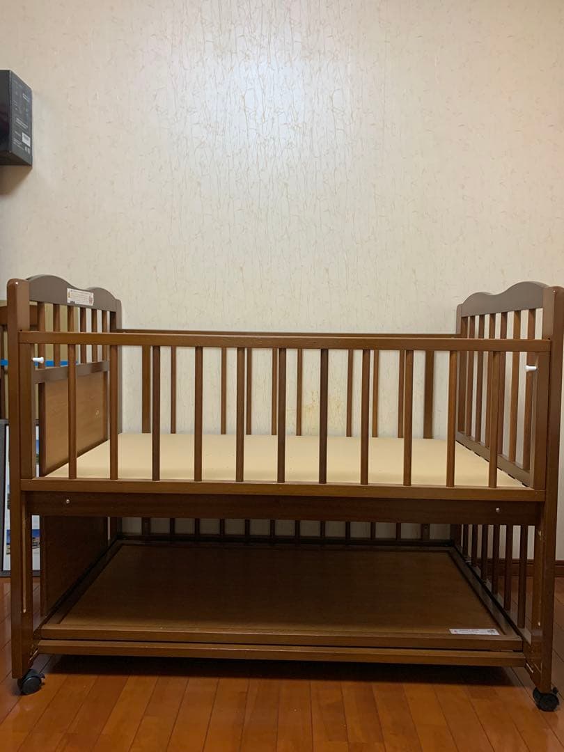 日本製　ベビーベッド　サークル　収納棚　キンタロー