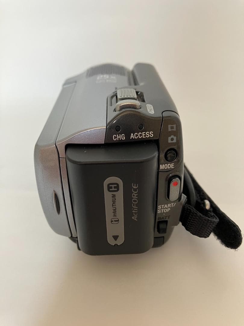 (美品) ソニー ハンディカム DCR-SR87 デジタル ビデオ カメラ