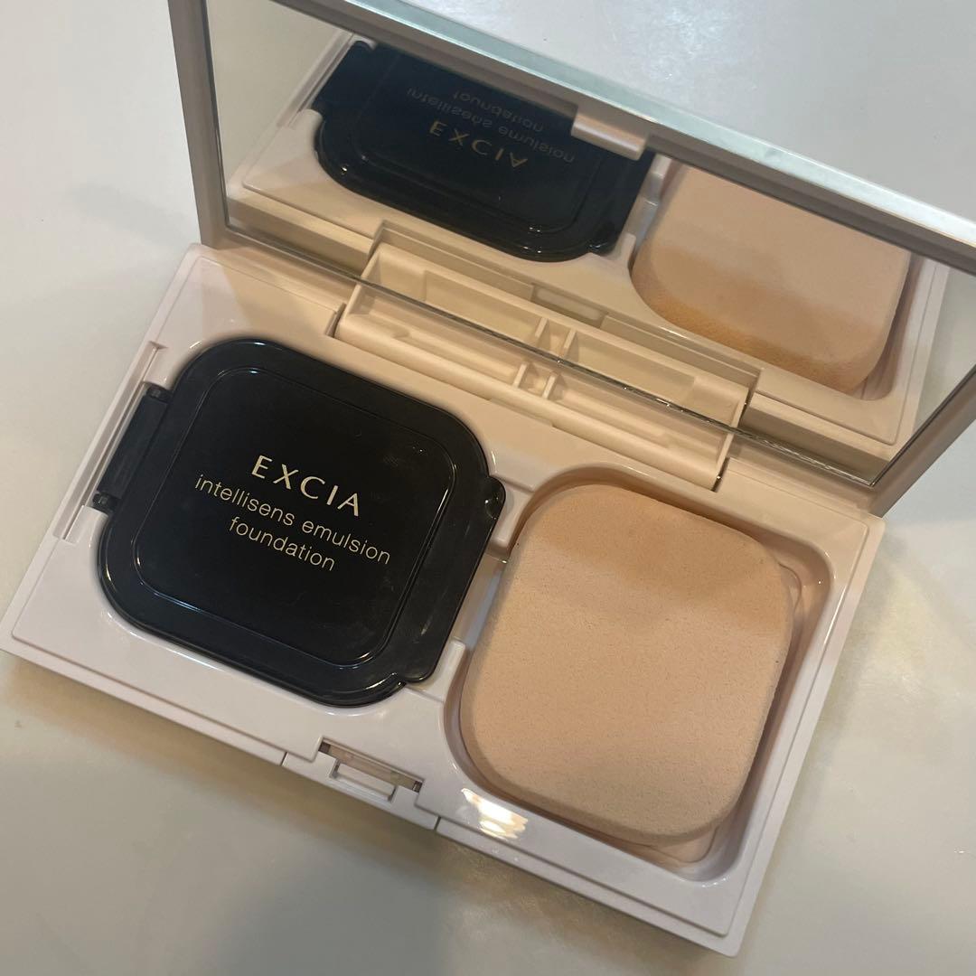 エクシア　アンテリサンスエマルジョンファンデーション　NA200 ✳︎サンプル付