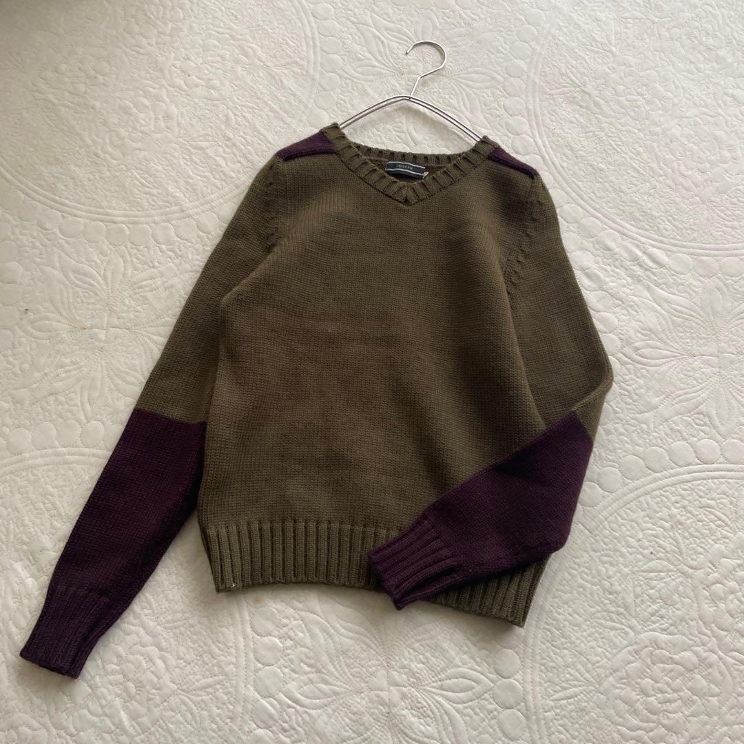 奈々氏 イギリス製　JOSEPH 微光沢　上質ウール100% 浅Vニット