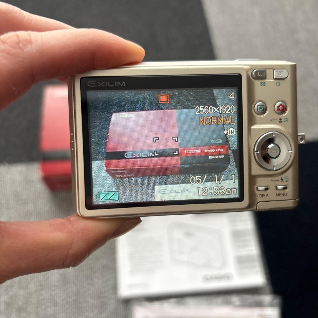 CASIO EXILIM デジタルカメラ　EX-Z57