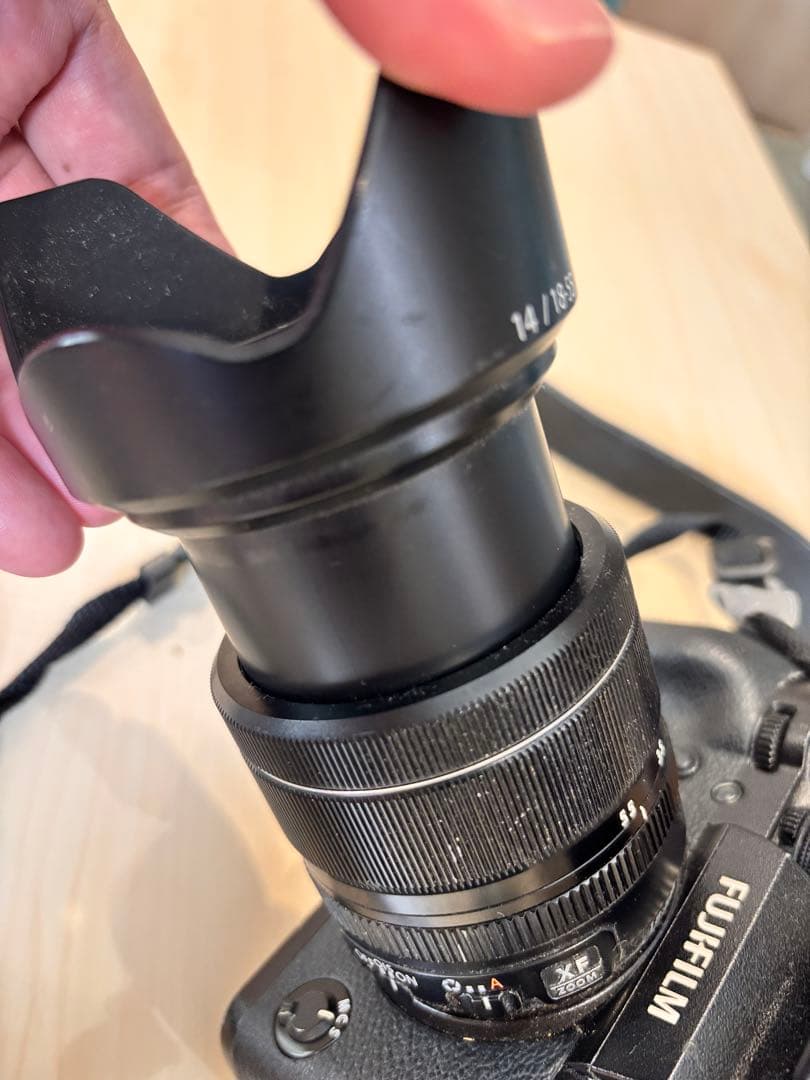 Fujifilm X-T1 ミラーレスカメラ 18-55mmレンズ付き