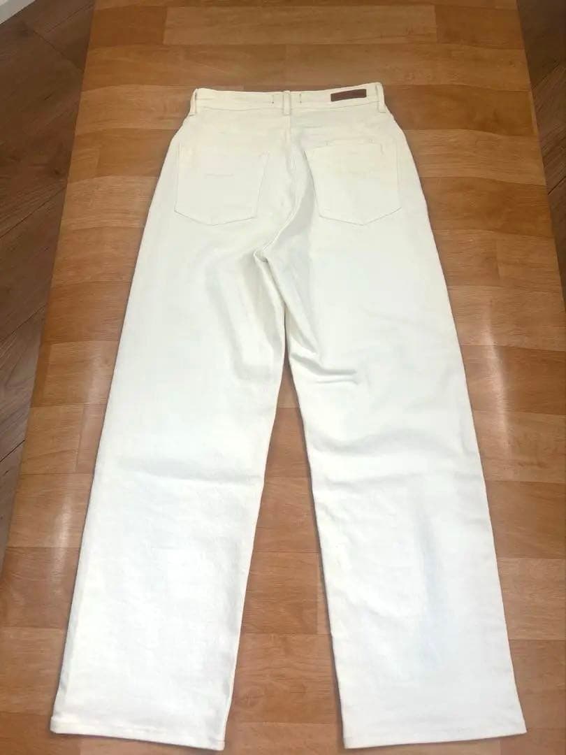 美品　ヤヌーク　レア　Spill Proofボーイズストレート　LEA 25