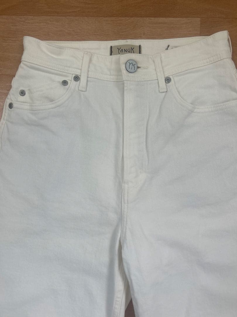 美品　ヤヌーク　レア　Spill Proofボーイズストレート　LEA 25