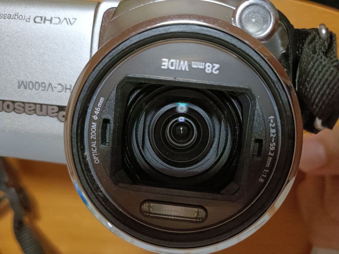 Panasonic HC-V600M ビデオカメラ 本体