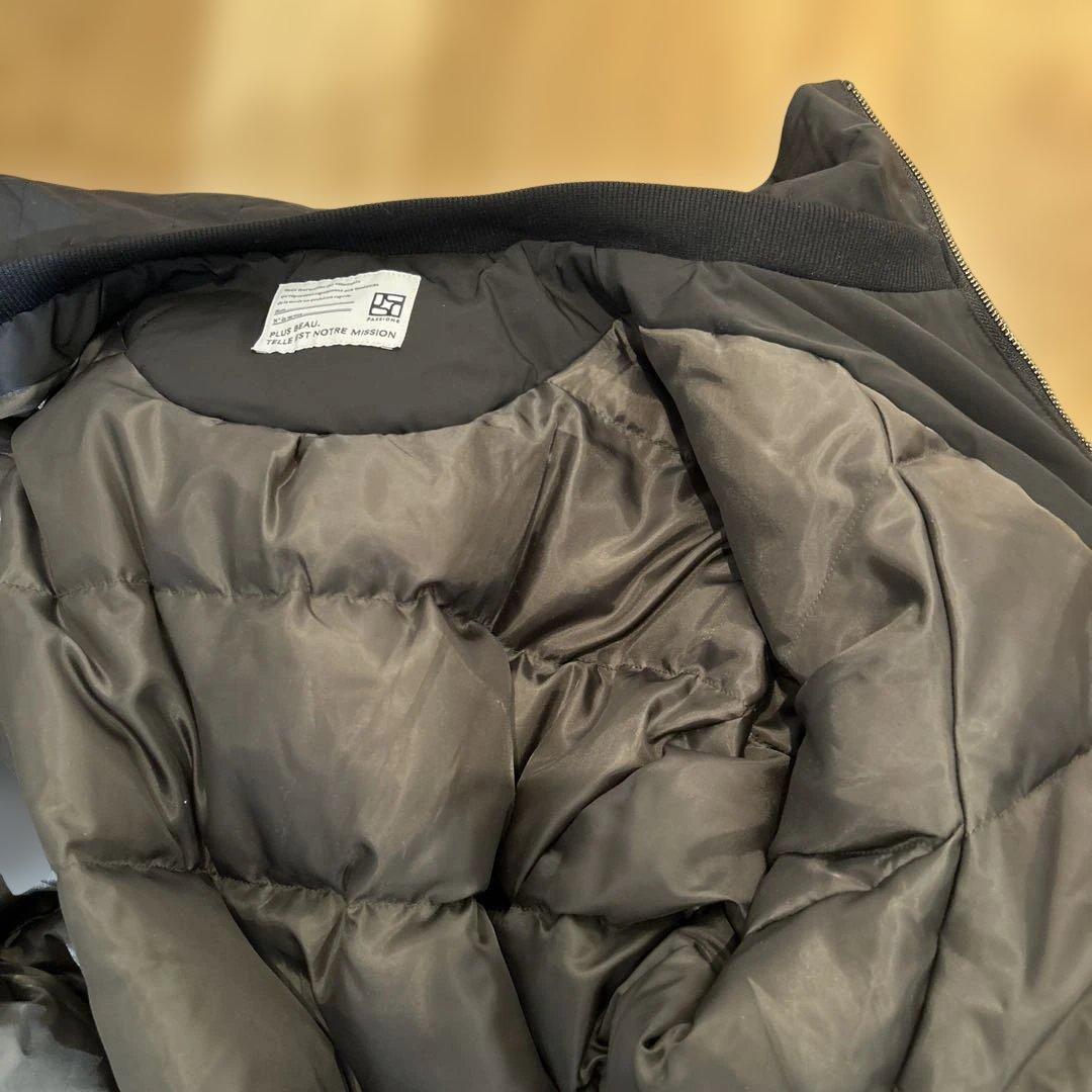 パシオーネレディースダウンジャケット新品　￥41800円　38サイズ