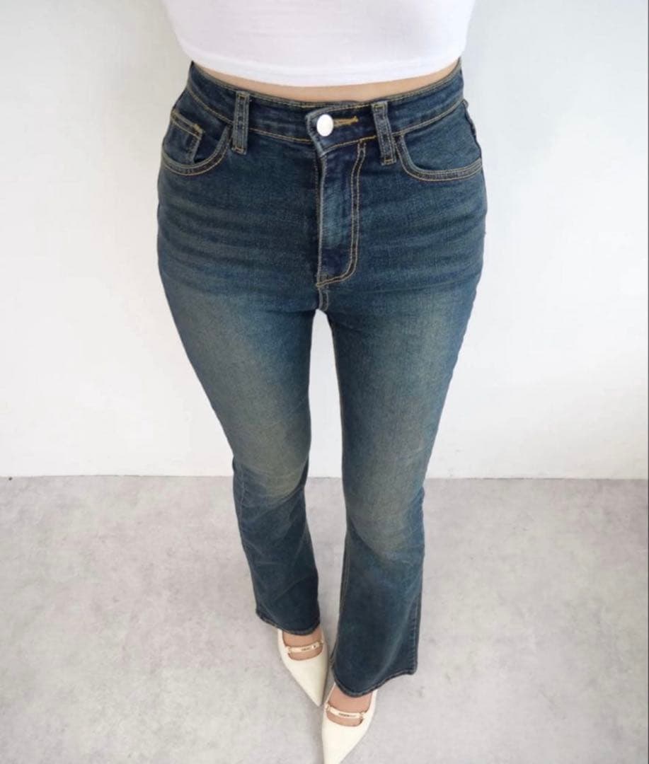 イロン　YILON スリムフレアデニム