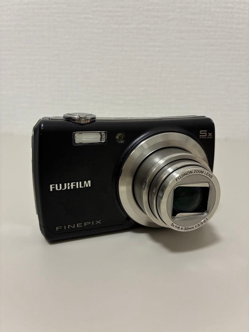 デジカメ　富士フイルム　FinePix F100fd