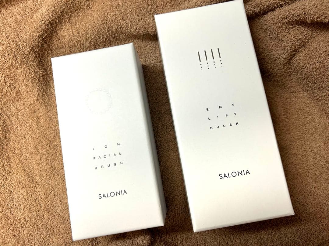 SALONIA イオンフェイシャルブラシ　SALONIA EMSリフトブラシ