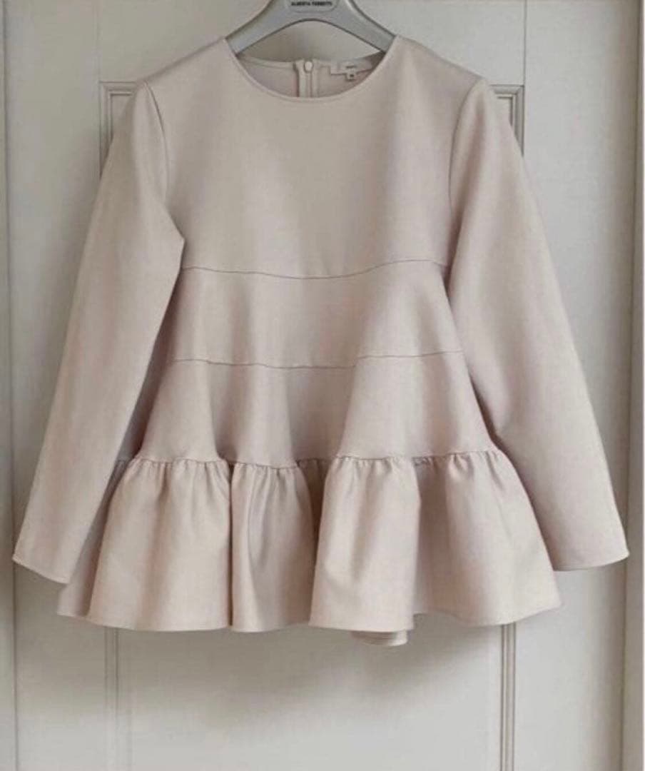 yori ヨリ ぬくぬくティアードフリルブラウス　36