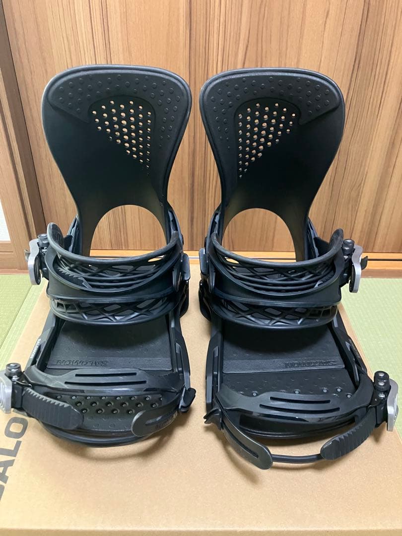 23-24SALOMON ホログラム　スノーボード ビンディング ブラック