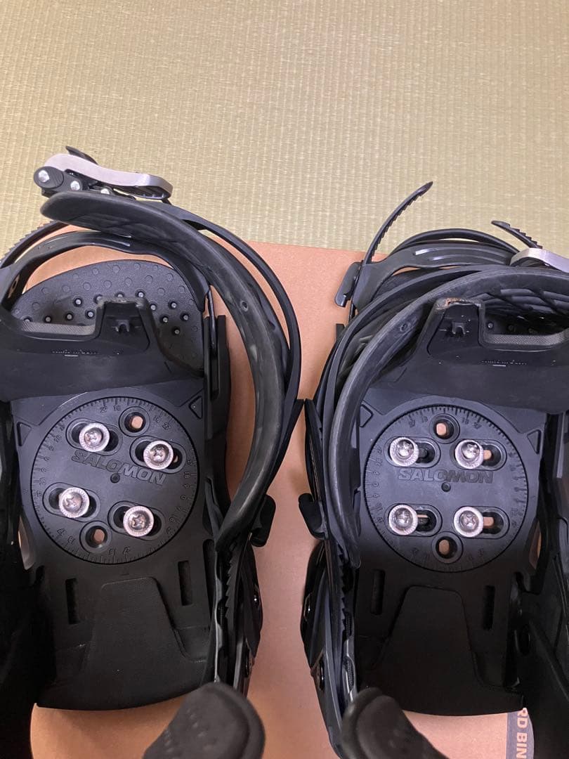 23-24SALOMON ホログラム　スノーボード ビンディング ブラック