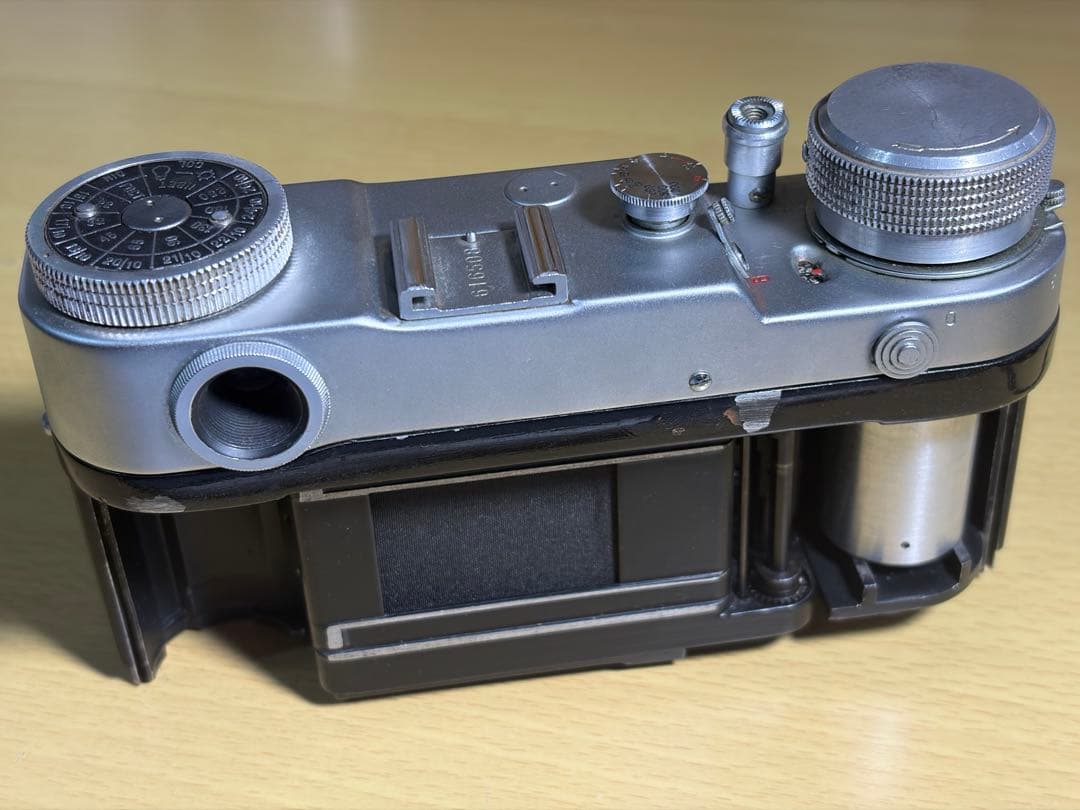 ジャンク ソ連製 レニングラード + ジュピター 50mm F2