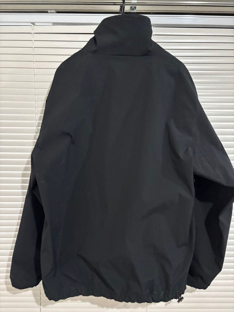 Acne Studios ブラック ナイロンジャケット 44