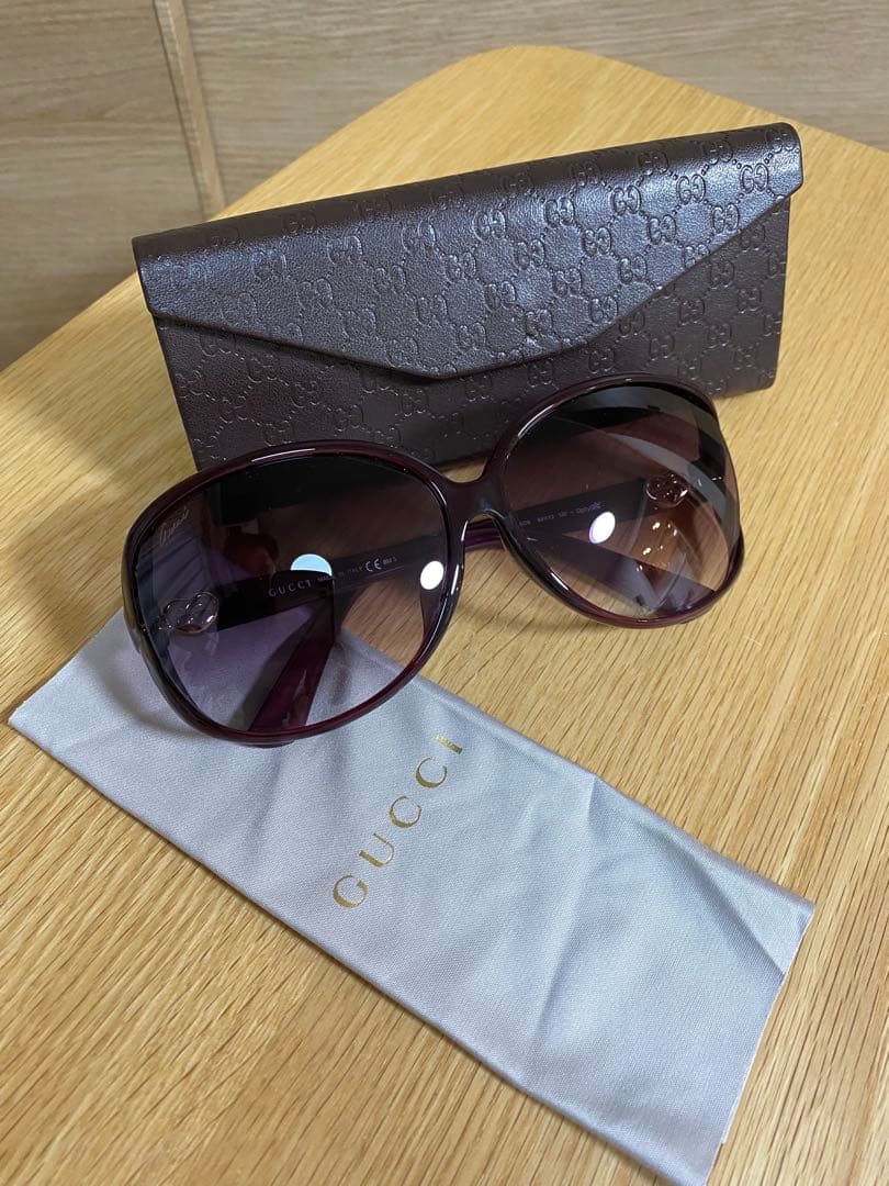 GUCCI パープル サングラス ケース付き