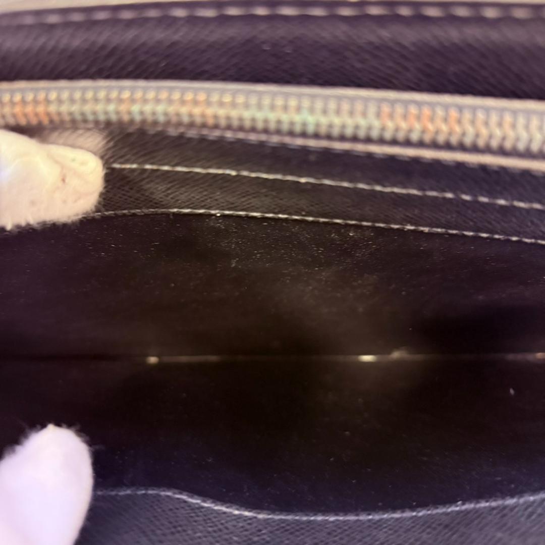 LOUIS VUITTON M30052 タイガ ポルトドキュマン・ロザン