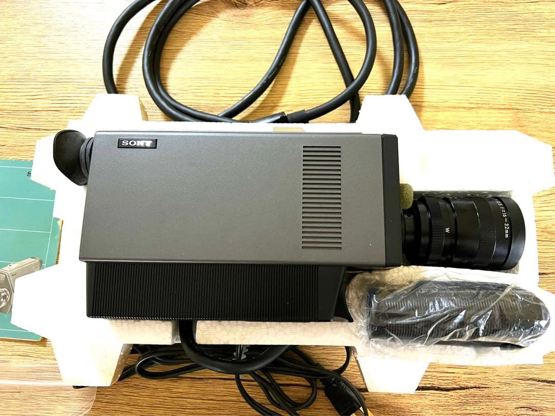 SONY HVM-110 HVS-2100 レトロ白黒ビデオカメラ
