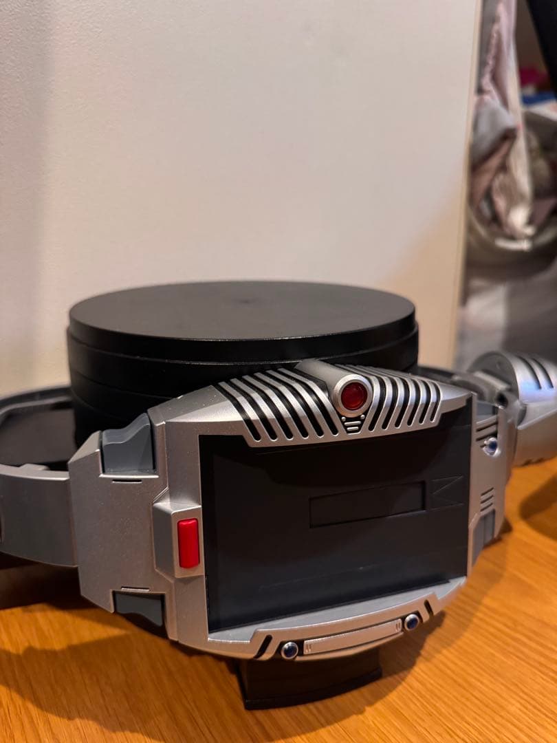 ディスプレイ台座 Vバックル　CSM　仮面ライダー龍騎　ドラグバイザーセット