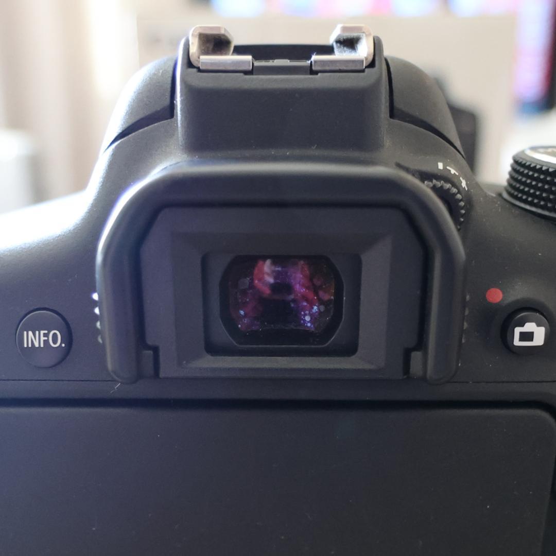 Canon EOS Kiss X8i レンズキット EF-S18-55mm