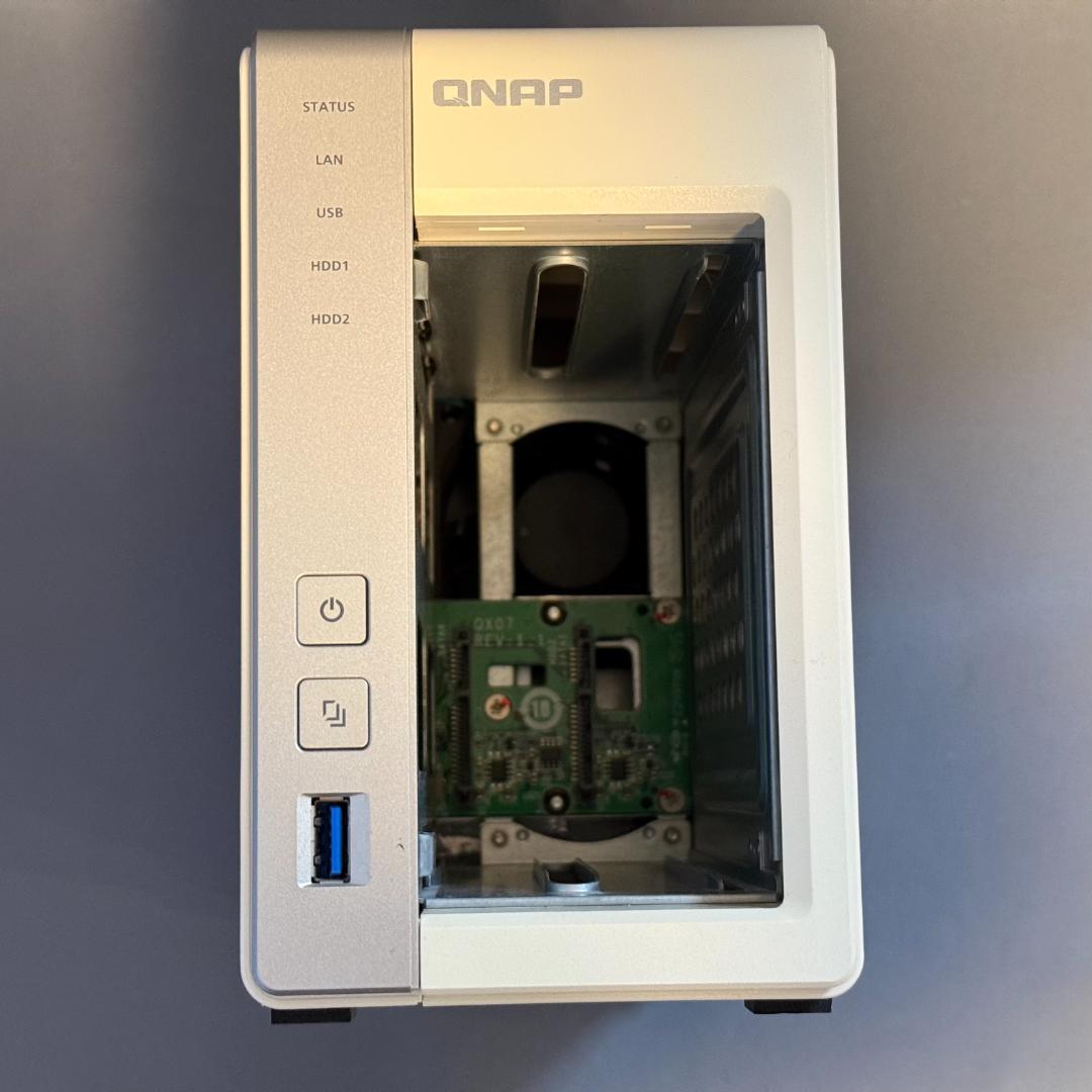 QNAP TS-231+ 2ベイNAS