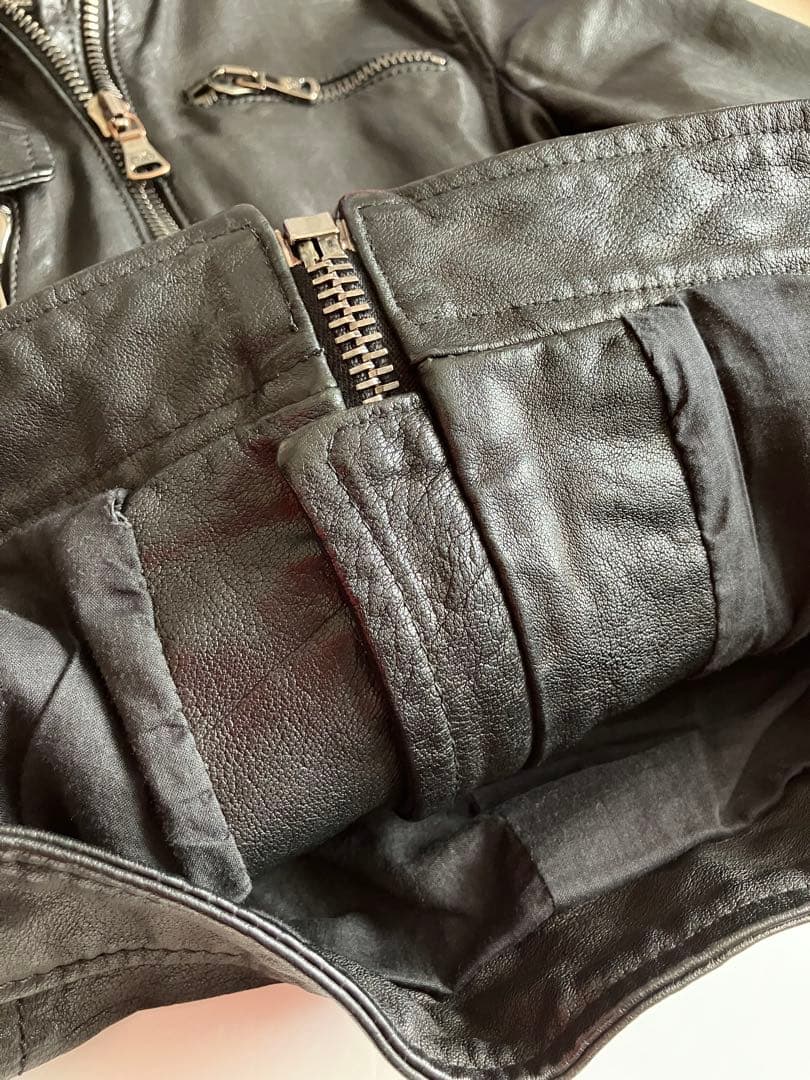 【希少美品】直営店購入品D&G ブラックレザーライダース 40サイズ