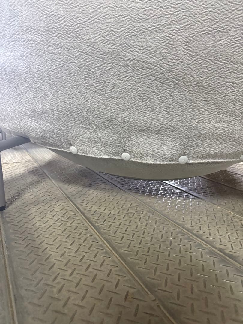 リーンロゼ　カランスチールレッグ