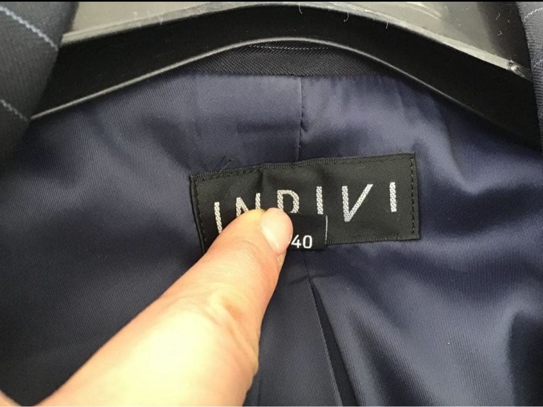 タイムセール‼️【ブラウス付き！】INDIVI ネイビー ストライプ パンツスーツ