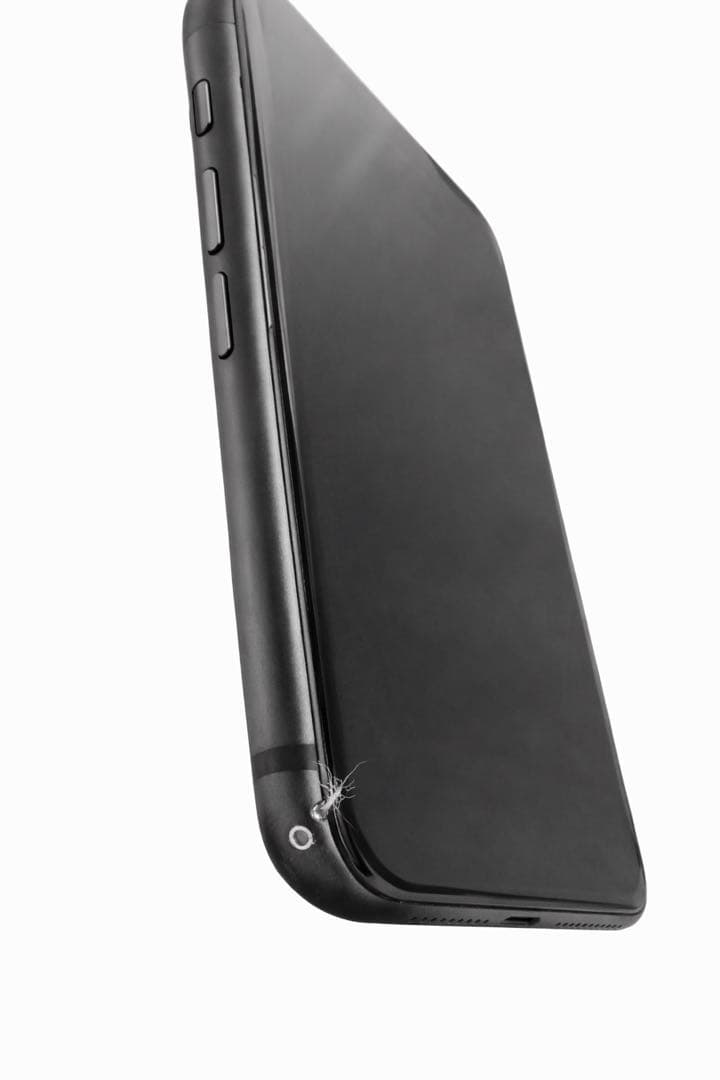 Apple iPhone ジェットブラック 本体