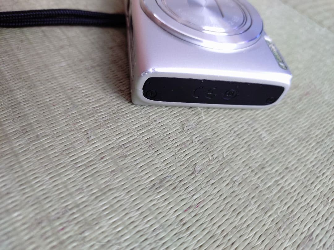 【動作確認済】Canon IXY 100F コンパクト デジタルカメラ シルバー