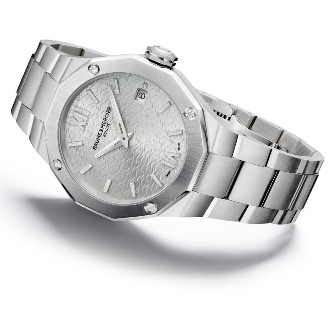 美品 ボーム＆メルシエ リビエラ 36mm MOA10614 箱・保証書付