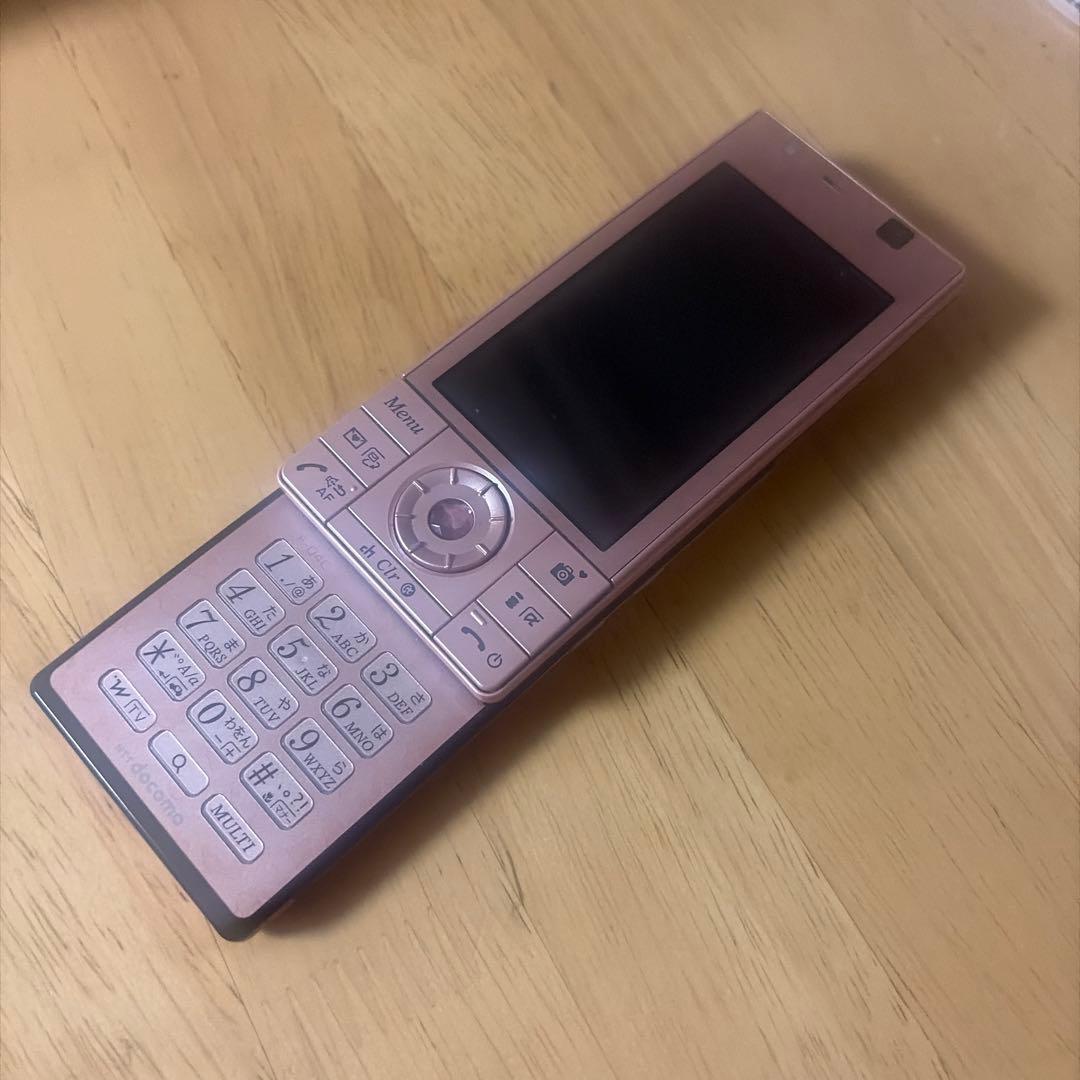 docomo ガラケー F-04c