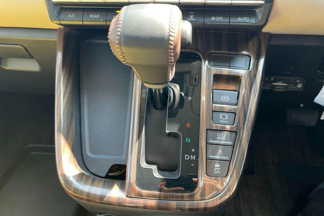 90ノア　ヴォクシー　インテリアパネルセット