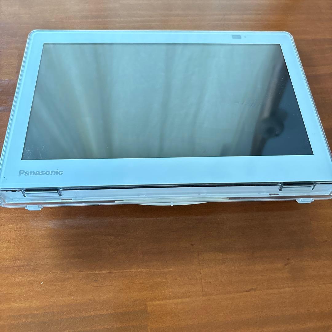 中古美品　パナソニック ポータブルテレビ UN-10E8