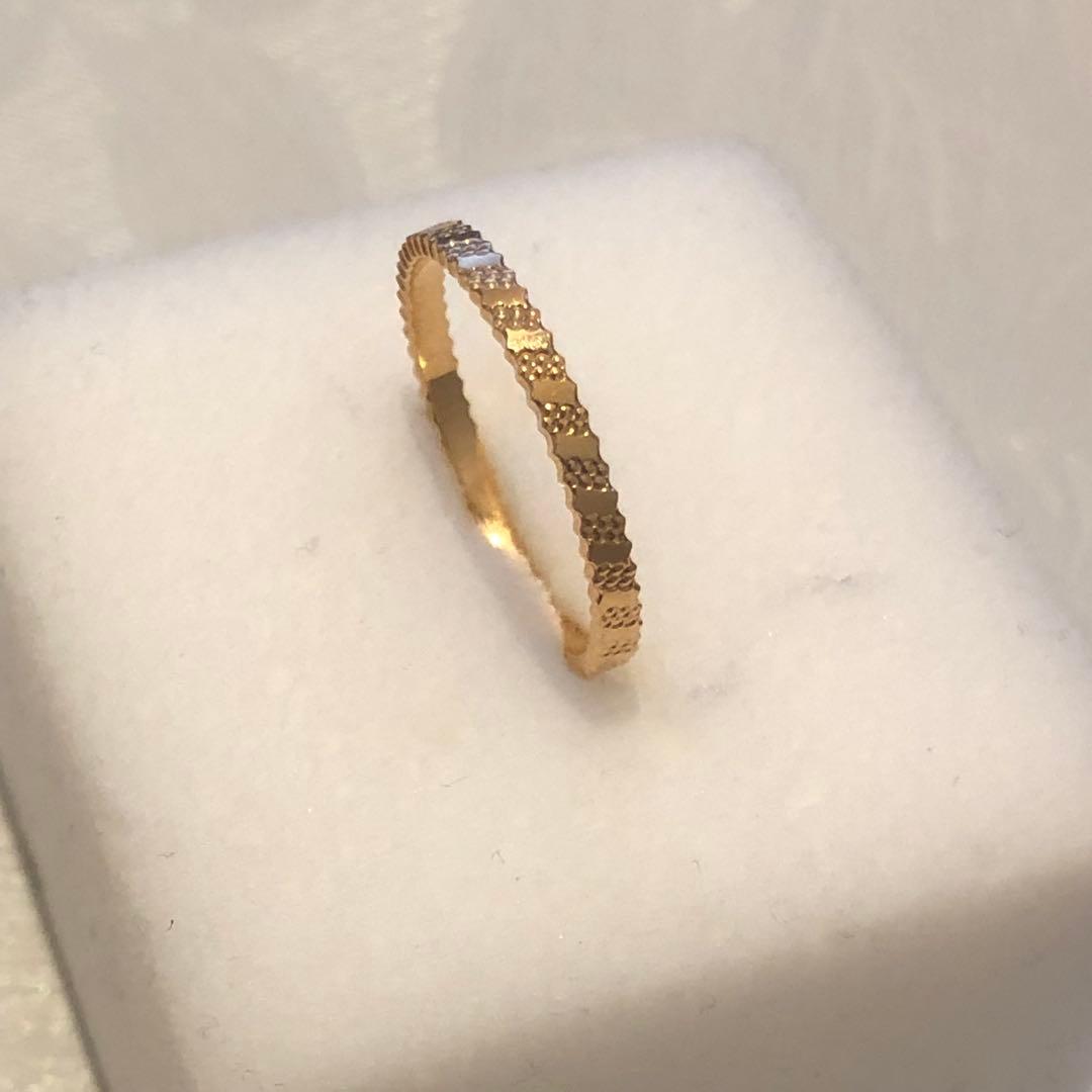 K18ギザギザリング　768H2601