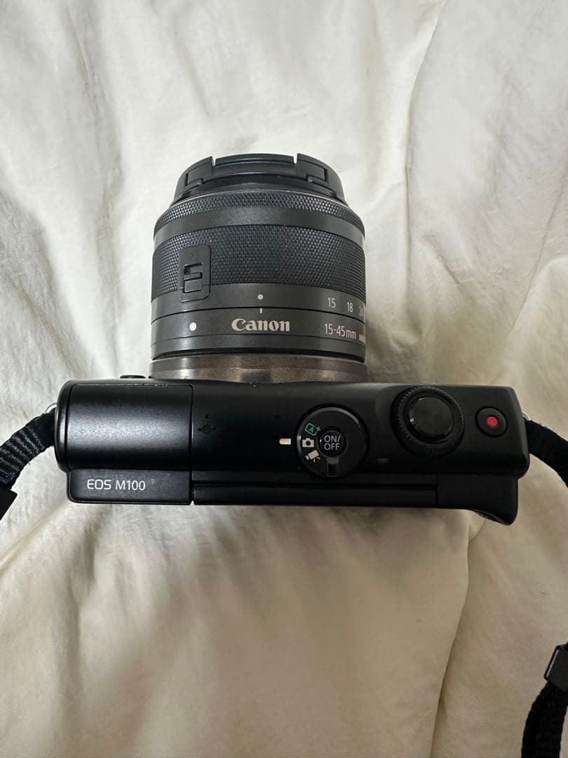 年末最終値下げ❗️Canon EOS M100 レンズ付き