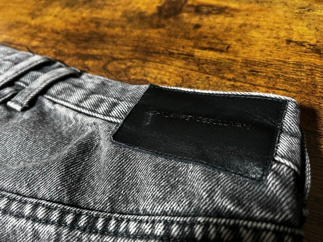 JOHN LAWRENCE SULLIVAN ジップデニム