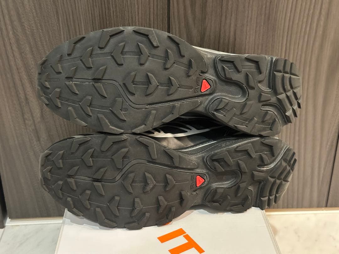 Salomon GORE-TEX ブラック xt6