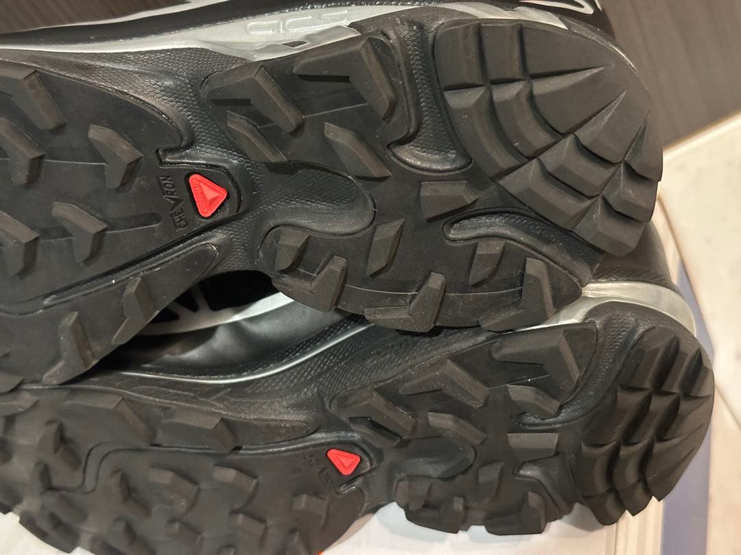 Salomon GORE-TEX ブラック xt6