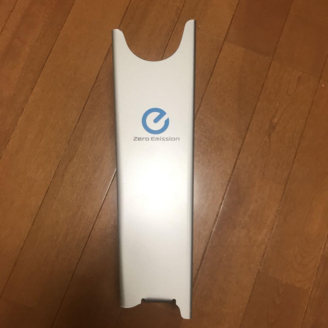 日産純正品　リーフ充電ケーブルホルダー