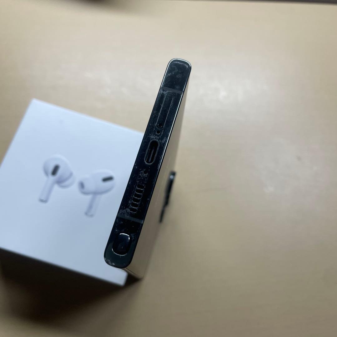 Galaxy S23 Ultra 256GB SIMフリー　画面割れあり