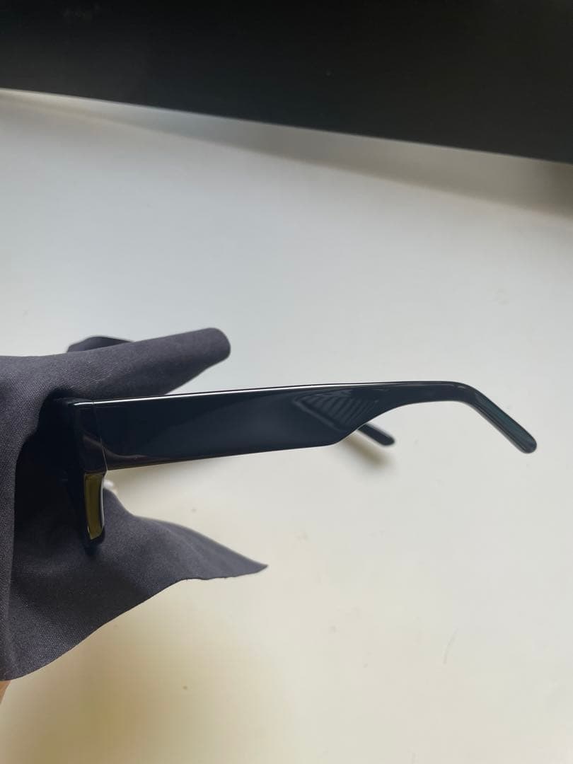 KIMHEKIM キムヘキム キャットアイ サングラス