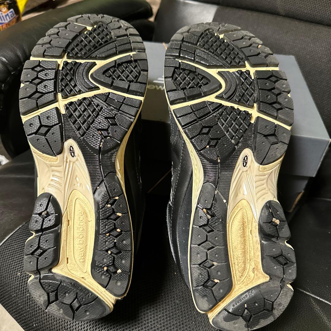 New Balance M2002Rブラック スニーカー