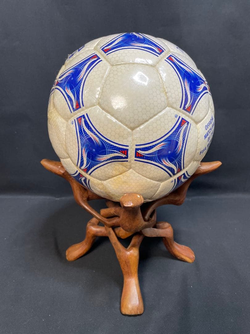 FIFAワールドカップ1998フランス 公式試合球Adidas 1262