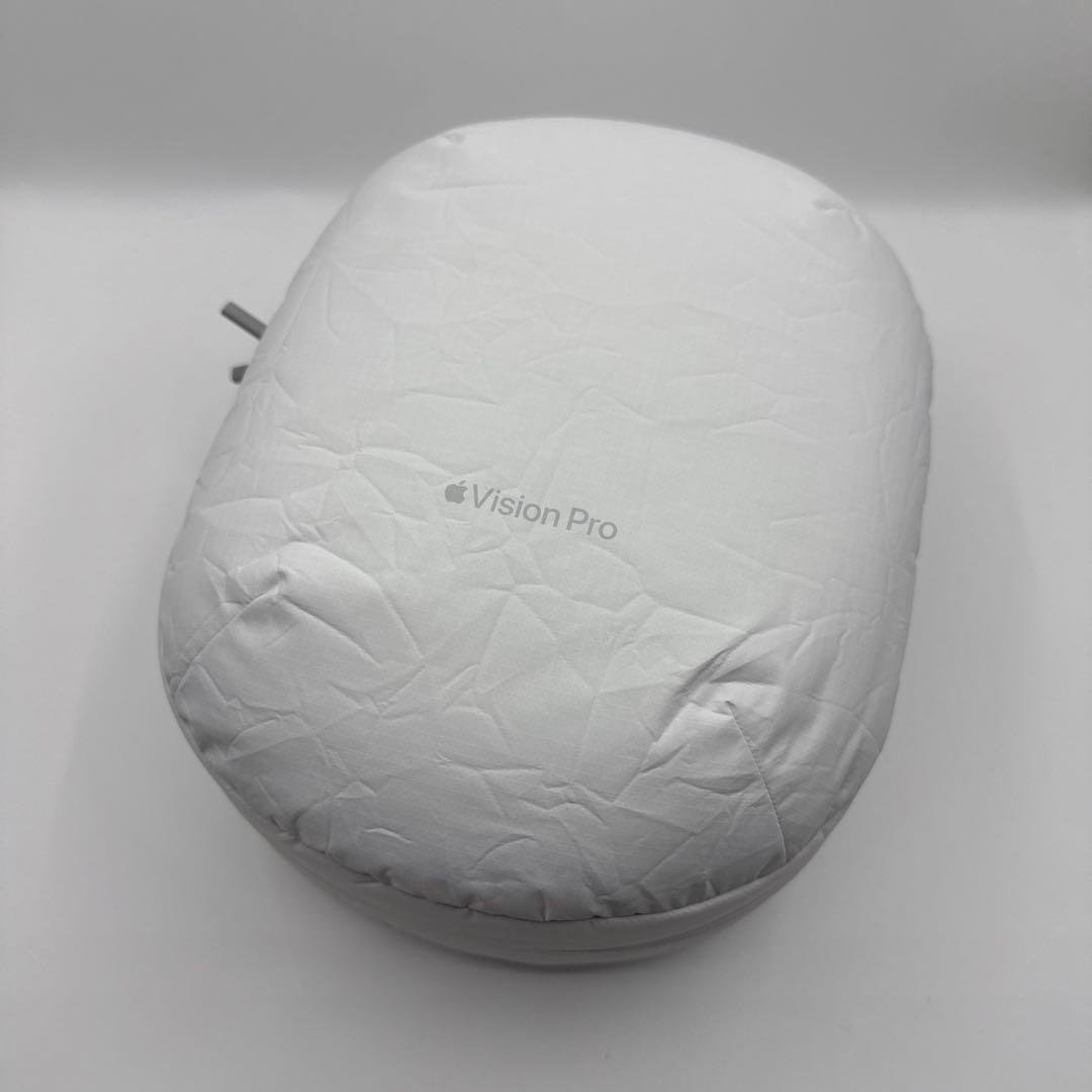 【純正】Apple Vision Pro トラベルケース