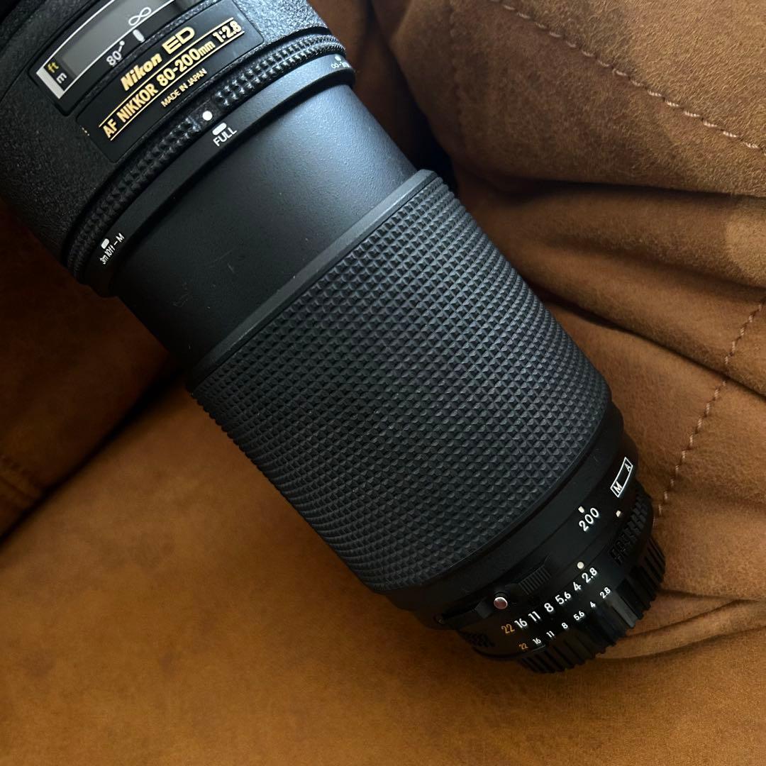 Nikon ED AF NIKKOR 80-200mm f2.8 フード付き