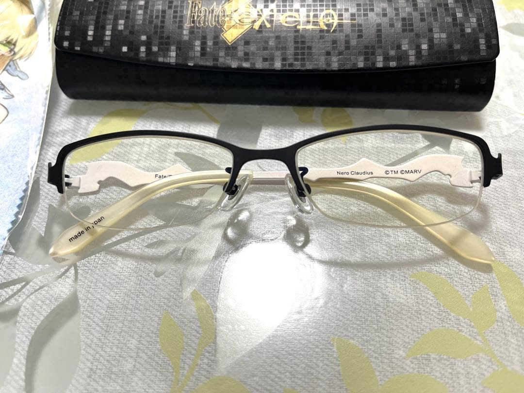 ネロ・クラウディウスイメージメガネ