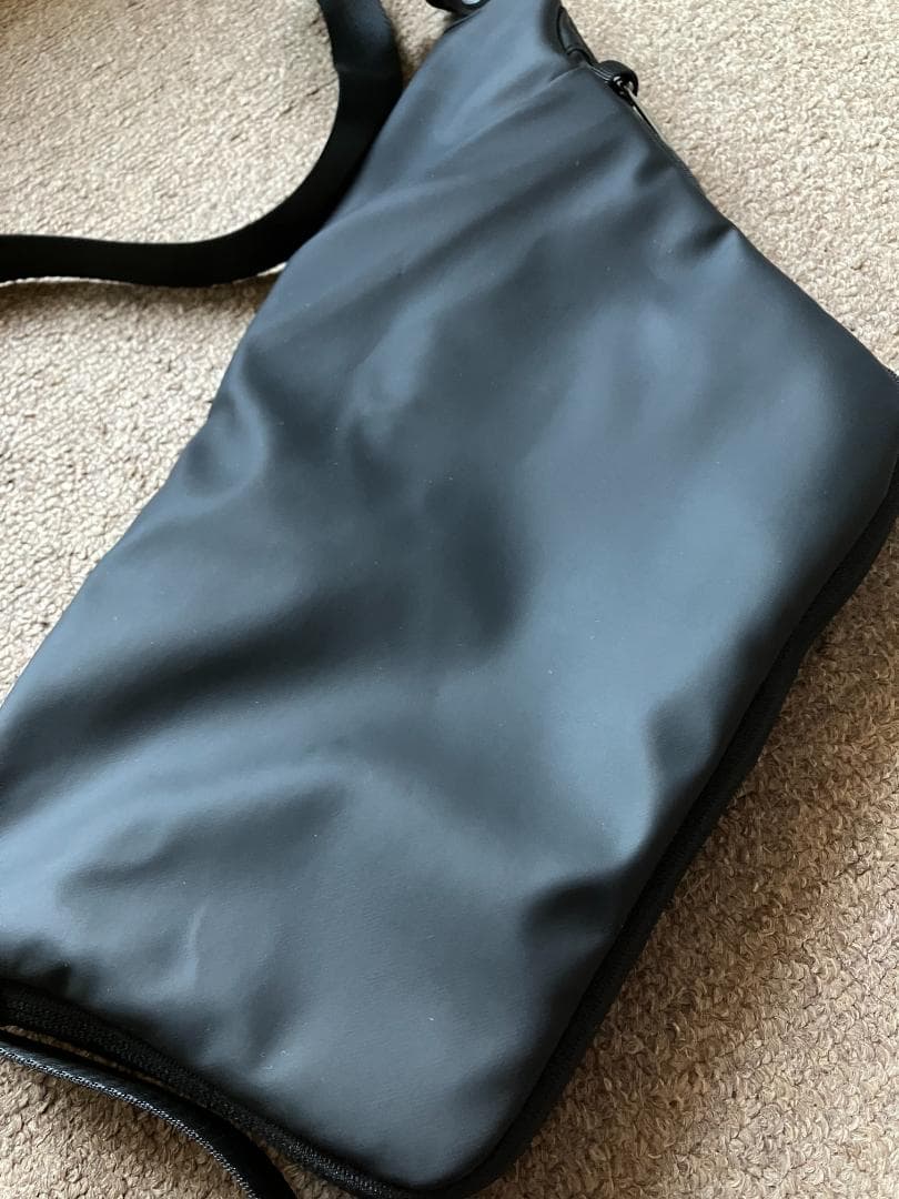 FINO IV | 超薄型30mm！脇下に完全フィットする多機能スリング