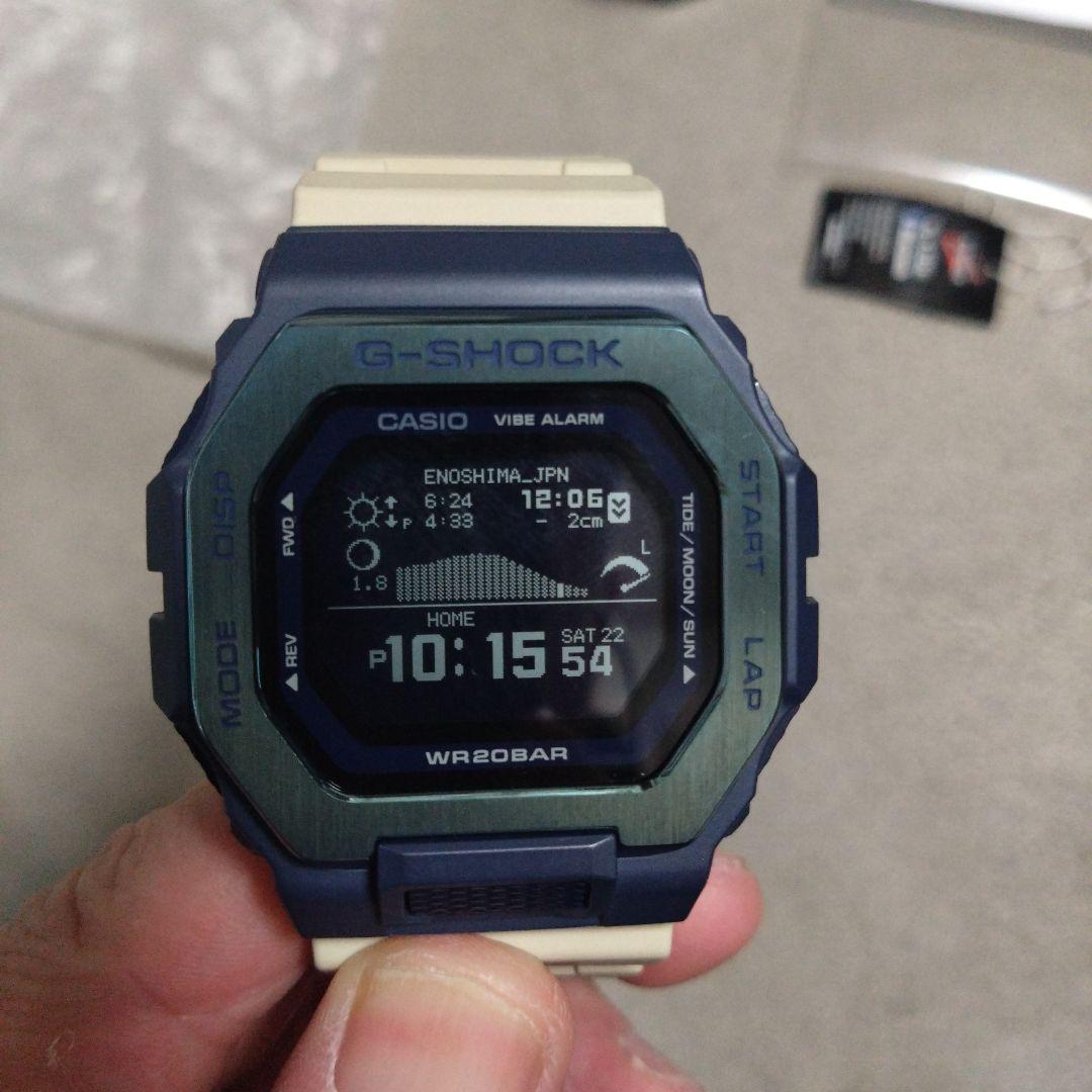 未使用に近い　G-SHOCK　GBX-100TT-2DR ネイビー/アイボリー