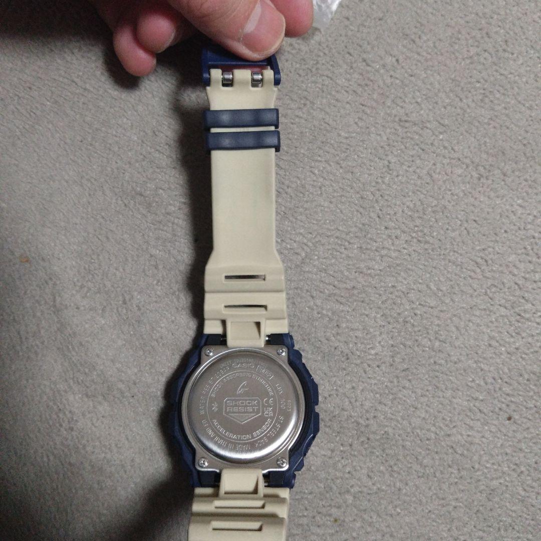 未使用に近い　G-SHOCK　GBX-100TT-2DR ネイビー/アイボリー