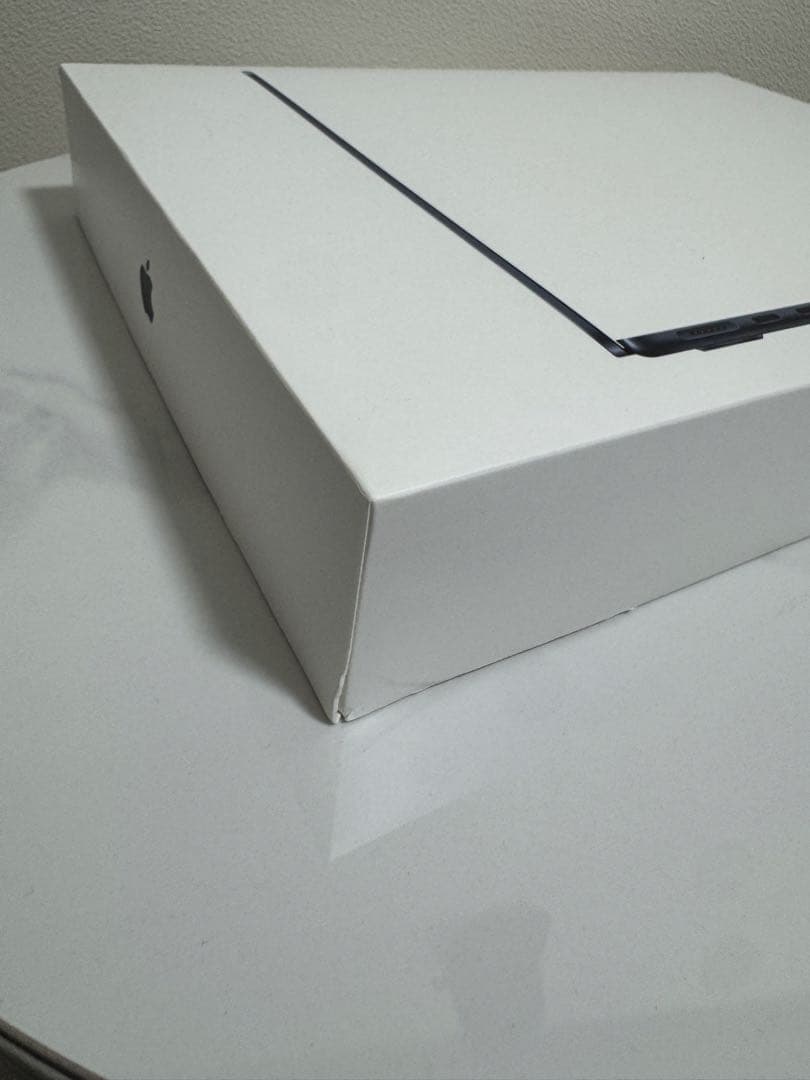 MacBook本体 MacBook Air 2022 M2 256GB